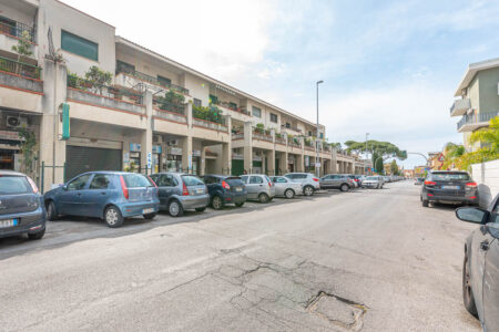 Locale commerciale